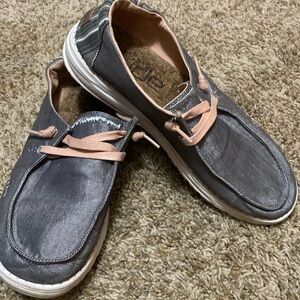 Size 9 great condition